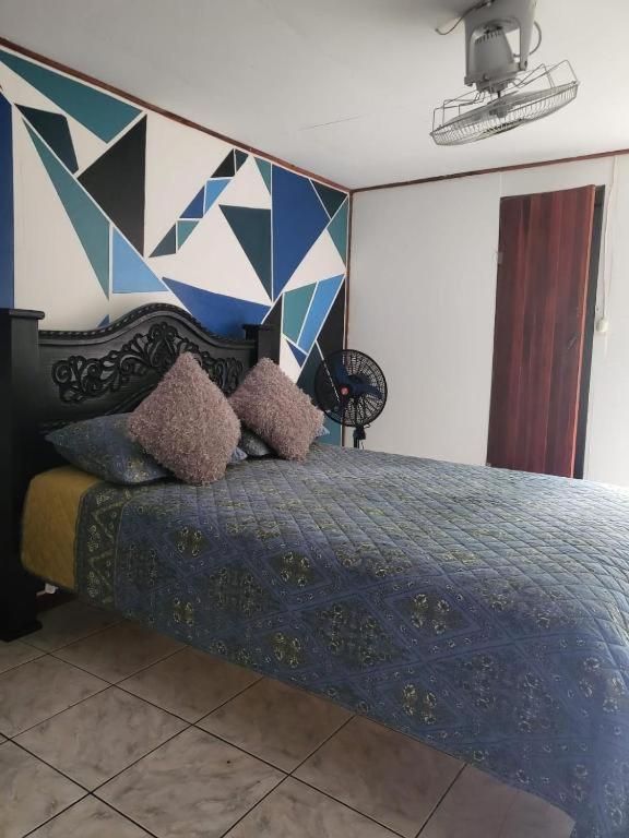 Downtown Montezuma Hostel Экстерьер фото